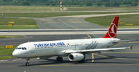 TC-JSC @ EDDL - Turkish Airlines, is here at Düsseldorf Int'l(EDDL) shortly after landing - by A. Gendorf