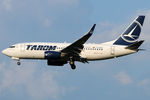 YR-BGH @ VIE - TAROM - by Chris Jilli