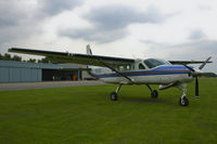 OO-JEE @ EBZW - The OO-JEE with the old engine...