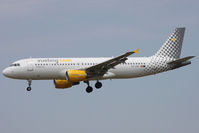 EC-LOB @ LEBL - Landing - by micka2b