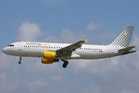 EC-KLB @ LEBL - Landing - by micka2b