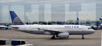 N480UA @ KORD - Taxi O'Hare - by Ronald Barker