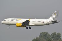 EC-HQI @ EDDM - Vueling