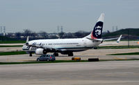 N564AS @ KORD - Taxi O'Hare - by Ronald Barker