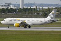 EC-KRH @ EDDM - Vueling - by Maximilian Gruber