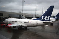 SE-DNX @ ENGM - SE-DNX at the gate in OSL - by Erik Oxtorp