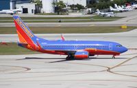 N221WN @ FLL - Southwest 737-700 - by Florida Metal