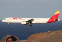 EC-JGS @ GCLP - Iberia A321 - by Thomas Ranner