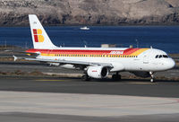 EC-JFN @ GCLP - Iberia A320 - by Thomas Ranner