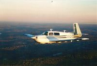 N201EU - Over Ct - by Sct Spltz