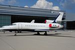 OE-IBN @ LOWW - Falcon 900