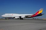 HL7620 @ LOWW - Asiana Boeing 747-400 - by Dietmar Schreiber - VAP