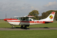 PH-PCF - The PH-PCF returning after paradropping... - by Mabogey