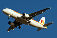 EC-JSK @ EGLL - Airbus A320-214 [2807] (Iberia) Home~G 09/01/2011. On approach 27R. - by Ray Barber