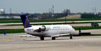 N910SW @ KORD - Taxi O'Hare - by Ronald Barker