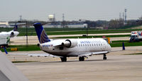 N934SW @ KORD - Taxi O'Hare - by Ronald Barker