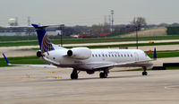 N14105 @ KORD - Taxi O'Hare - by Ronald Barker