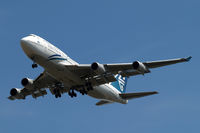 ZK-NBW @ EGLL - Boeing 747-419 [29375] (Air New Zealand) Home~G 27/06/2010. On approach 27R. - by Ray Barber