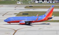 N425LV @ FLL - Southwest 737-700 - by Florida Metal
