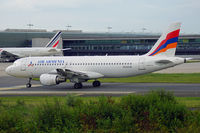 EK32039 @ LFPG - ek32039 - by Jan Ittensammer