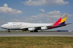 HL7618 @ LOWW - Asiana Boeing 747-400 - by Dietmar Schreiber - VAP