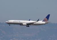 N68801 @ KSFO - Boeing 737-900ER