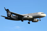 ZK-OXB @ NZCH - finals to 02 - by Bill Mallinson