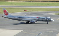 OE-IHB @ LOWW - Fly Niki - by FKlebl