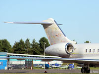 ZS-SYH @ EGPN - Close-up of the tail paint scheme of ZS-SYH at Dundee. - by Clive Pattle
