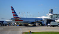 N761AJ @ KORD - At the gate O'Hare - by Ronald Barker