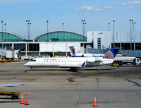 N910SW @ KORD - Taxi O'Hare - by Ronald Barker