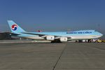 HL7623 @ LOWW - Korean Boeing 747-8