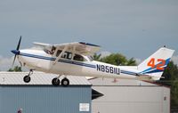 N8561U @ KOSH - Cessna 172F - by Mark Pasqualino