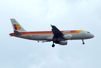 EC-LVD @ EGLL - Airbus A320-216 [5570] (Iberia) Home~G 12/08/2014. On approach 27L. - by Ray Barber