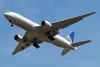 N782UA @ EGLL - Boeing 777-222ER [26948] (United Airlines) Home~G 03/08/2014. On approach 27R. - by Ray Barber