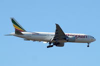 ET-AQL @ EGLL - Boeing 777-260LR [43814] (Ethiopian Airlines) Home~G 07/08/2014. On approach 27L.