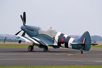 F-AZJS @ LFAC - Supermarine Spitfire PR.XIX [6S/585110] Calais~F 13/08/2006
