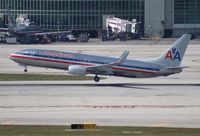 N821NN @ MIA - American 737-800 - by Florida Metal