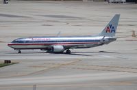 N832NN @ MIA - American 737-800 - by Florida Metal