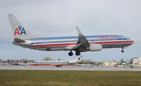 N909AN @ MIA - American 737-800 - by Florida Metal