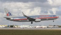 N912NN @ MIA - American 737-800 - by Florida Metal
