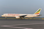 ET-AMU @ LOWW - Ethiopian Airlines Boeing 757-200