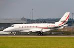M-ZZOO @ EGGW - G200 Landing in LTN - by FerryPNL