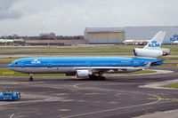 PH-KCD @ EHAM - McDonnell-Douglas MD-11 [48558] (KLM Royal Dutch Airlines) Amsterdam-Schiphol~PH 10/08/2006 - by Ray Barber