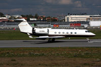 N726RW @ ESSB - Reversing after landing runway 12. - by Anders Nilsson