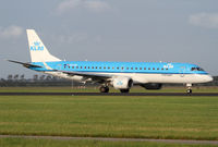 PH-EZK @ EHAM - KLM Emb190 - by Thomas Ranner