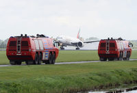 A6-EFG @ EHAM - Emirates SkyCargo B777 - by Thomas Ranner