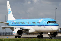 PH-EZU @ EHAM - KLM Emb190 - by Thomas Ranner