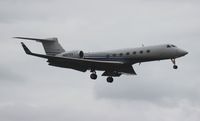 N607CV @ ORL - Gulfstream G550 - by Florida Metal