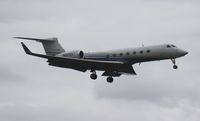 N607CV @ ORL - Gulfstream G550